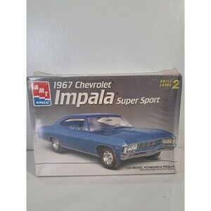 NIB AMT/Ertl 8207 1:25 Scale I967 Chevrolet Impala SS Muscle Car Model Kit